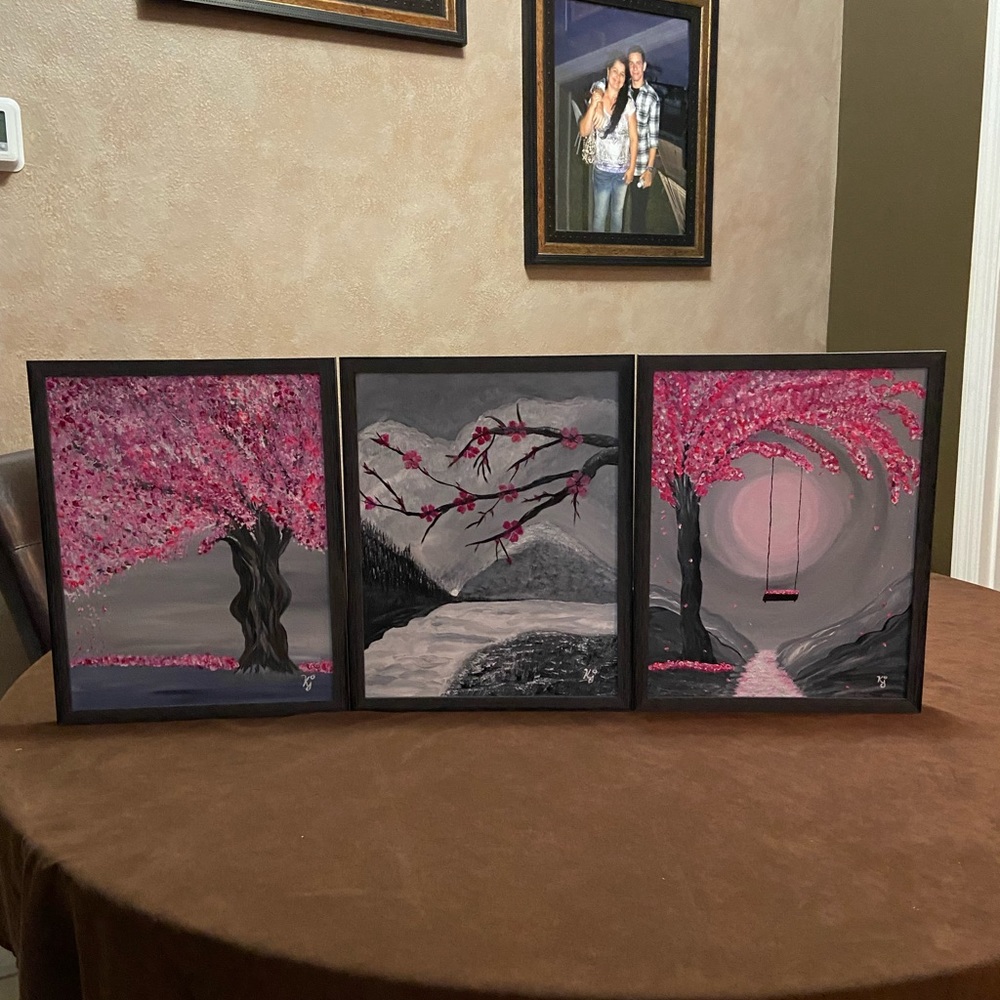 Acrylic paintings set of three 11 x 14‘s framed black and white and pink.